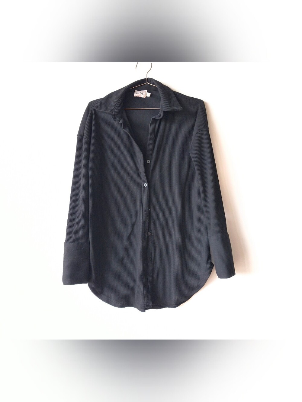 SNDYS Women's Black Ribbed Button-Down Shirt - Relaxed Collared Style